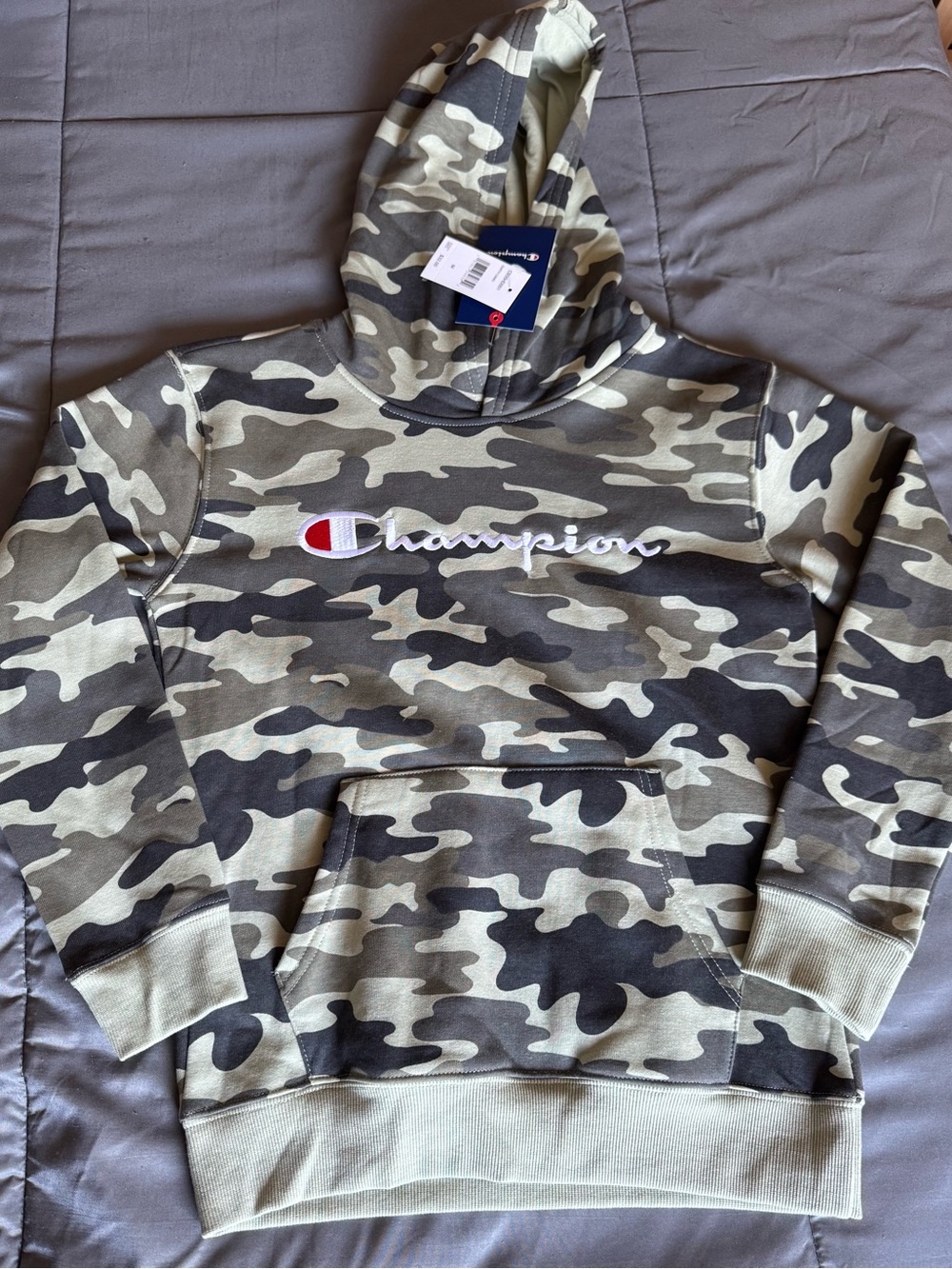 NEW Kids Champion Kids Camo Hoodie